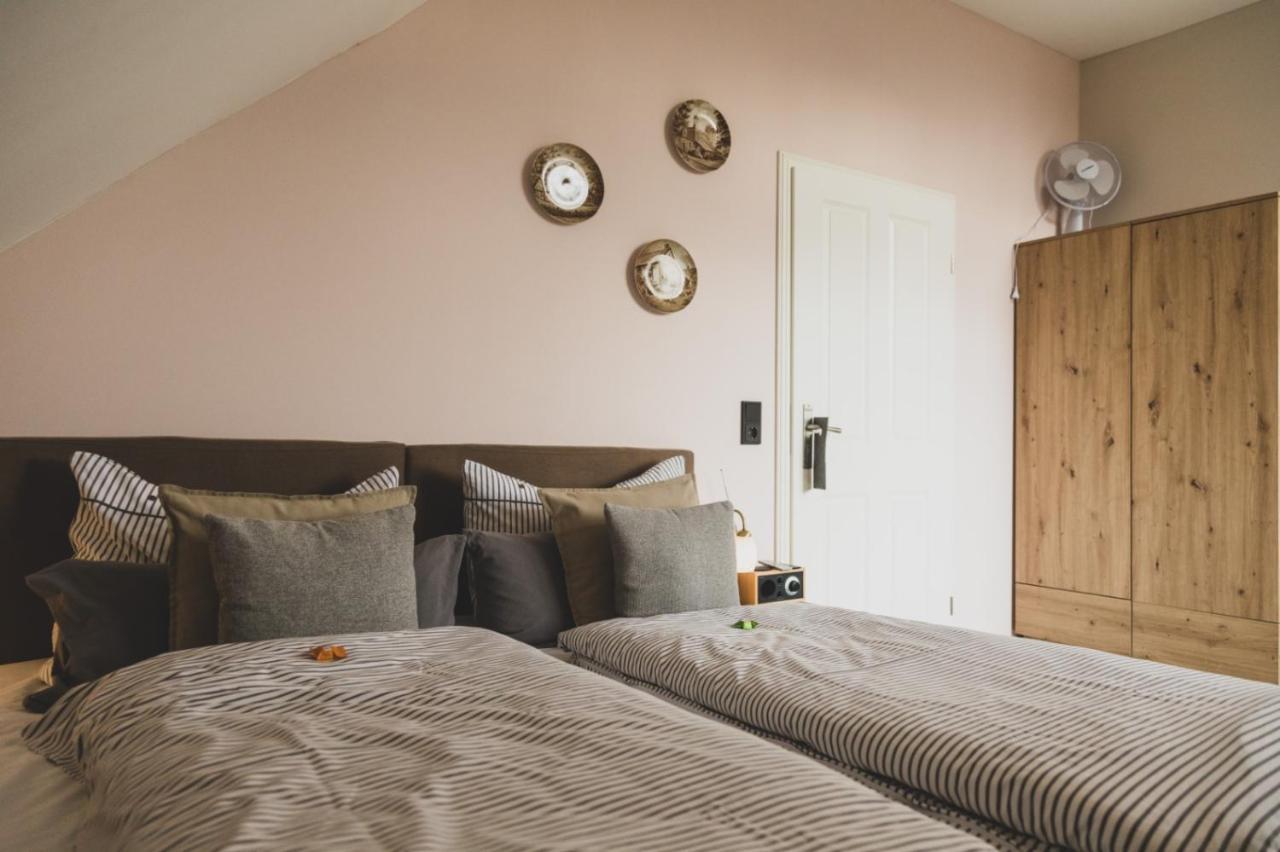 Logierhaus M Apartman Esens Kültér fotó