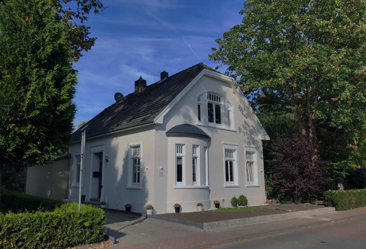 Logierhaus M Apartman Esens Kültér fotó